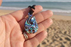Pointed Paua Shell Hei Matau