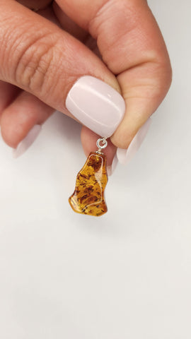 Amber Free Shape Small Pendant