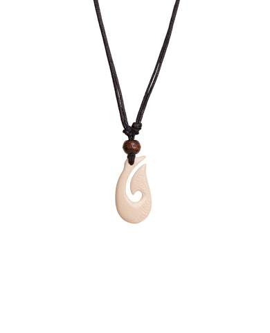 Rounded Scrimshaw Hei Matau